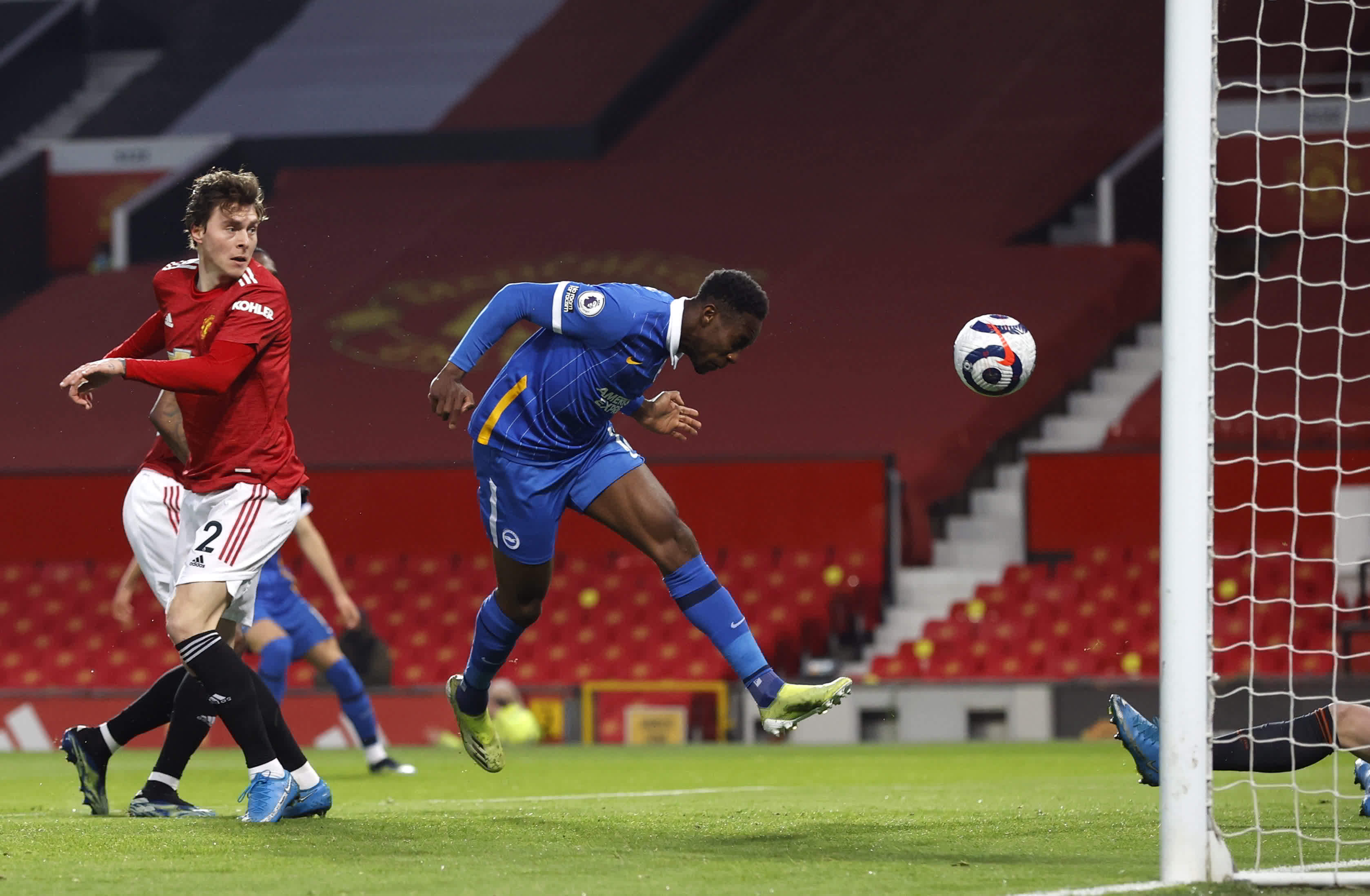 自由式滑雪坡面障碍技巧赛 谷爱凌摘冬奥第二面奖牌